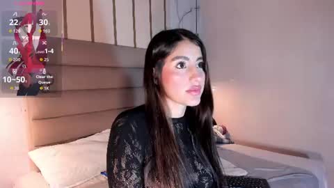 isabelastefano online show from June 10, 2026, 3:18 am