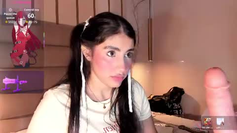 isabelastefano online show from June 16, 2026, 3:20 am