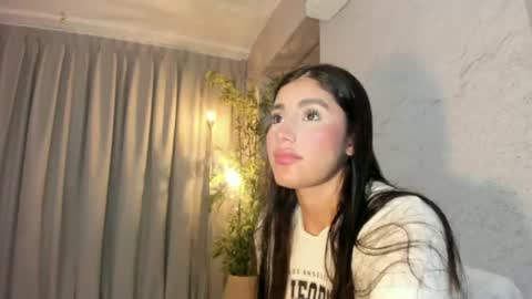 isabelastefano online show from July 19, 2026, 3:54 am