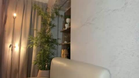 isabelastefano online show from July 21, 2026, 3:31 am