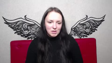 IsabelBlackberry online show from December 8, 2024, 10:41 am