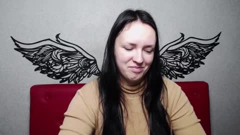 IsabelBlackberry online show from December 13, 2024, 6:31 am