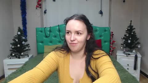 IsabelBlackberry online show from January 6, 2025, 9:08 am