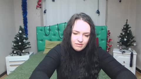 IsabelBlackberry online show from January 10, 2025, 5:58 am