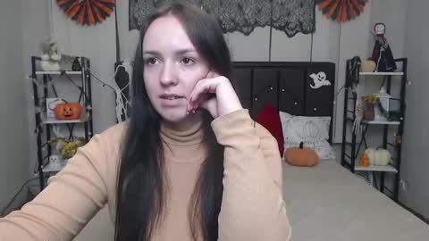 IsabelBlackberry online show from November 6, 2025, 6:47 am