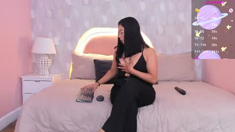 Snapshot of isabella__milf chatting on August 1, 2026, 7:13 pm isabella__milf online show from August 1, 2026, 7:13 pm