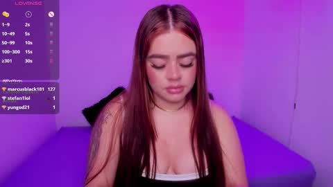 Isabella Arias online show from October 22, 2025, 8:58 am