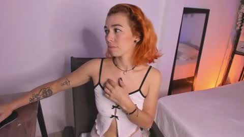 Snapshot of isabella_boyer chatting on November 4, 2025, 5:12 pm isabella online show from November 4, 2025, 5:12 pm