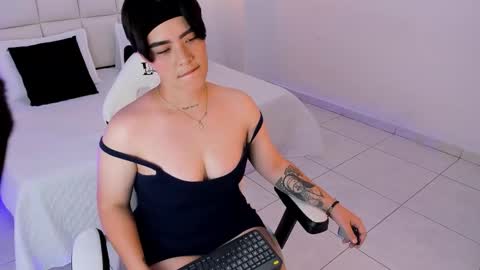 isabella_clarkk online show from March 12, 2026, 11:55 pm