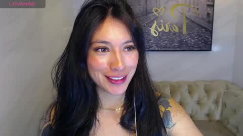 Snapshot of isabella_collen_v chatting on June 2, 2026, 1:13 pm Hi Stream 800am to 200pm online show from June 2, 2026, 1:13 pm
