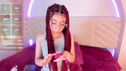 isabella_crofts online show from April 28, 2026, 3:11 am
