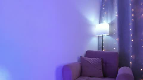 ISABELLA online show from April 25, 2026, 12:35 am