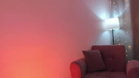 ISABELLA online show from May 12, 2026, 11:13 pm