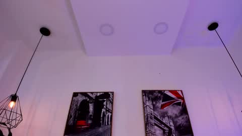  Isabel Lopez online show from February 20, 2025, 3:08 pm