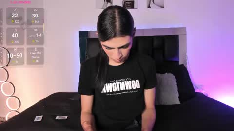 Snapshot of isabella_moon9 chatting on July 10, 2026, 11:57 am Isabella Moon9 online show from July 10, 2026, 11:57 am