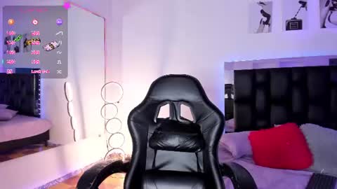 Snapshot of isabella_moon9 chatting on July 22, 2026, 11:46 am Isabella Moon9 online show from July 22, 2026, 11:46 am