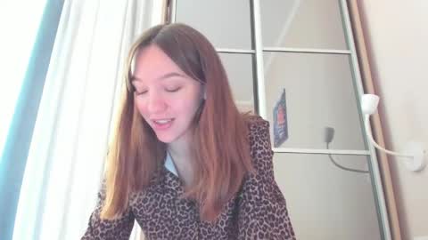Snapshot of isabella_noir88 chatting on May 31, 2026, 10:33 am Isabella Noir online show from May 31, 2026, 10:33 am