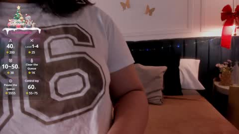 Isabella online show from December 27, 2024, 8:50 pm