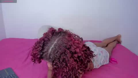 isabella online show from January 18, 2025, 6:34 am