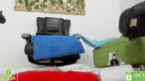 Isabella online show from December 3, 2024, 1:41 am