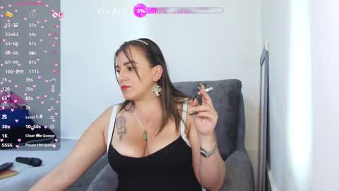 Isabella online show from February 11, 2026, 2:27 am