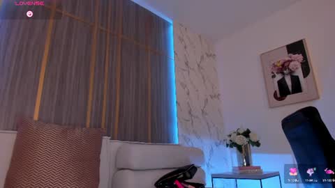Isabella online show from July 6, 2026, 12:29 am