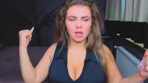 isabellabler online show from July 9, 2026, 5:44 am