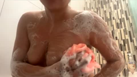 isabellaelizabeth online show from February 13, 2026, 6:59 pm