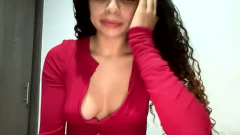 Isabella.. back again  online show from January 27, 2025, 1:48 am