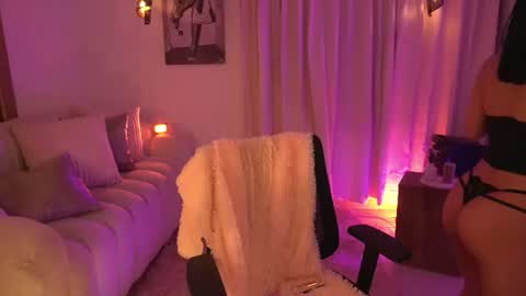 Snapshot of isabellalux_ chatting on July 2, 2026, 2:34 pm ISABELLA online show from July 2, 2026, 2:34 pm
