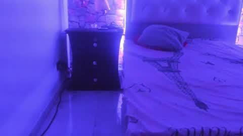 Snapshot of isabellamoons chatting on March 1, 2025, 2:48 am Isabella anal squirt latina colombian paisa online show from March 1, 2025, 2:48 am