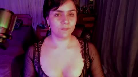 Snapshot of isabellapornnn chatting on August 8, 2026, 3:52 am Isabella online show from August 8, 2026, 3:52 am