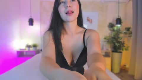   online show from May 3, 2026, 12:22 pm