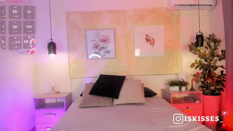 Snapshot of isabellasweet__ chatting on May 26, 2026, 3:57 am online show from May 26, 2026, 3:57 am