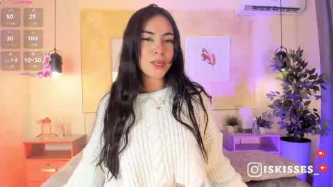 Snapshot of isabellasweet__ chatting on July 16, 2026, 4:07 am online show from July 16, 2026, 4:07 am