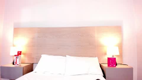 Snapshot of isabellathomass chatting on May 25, 2026, 7:20 pm isabellathomass online show from May 25, 2026, 7:20 pm