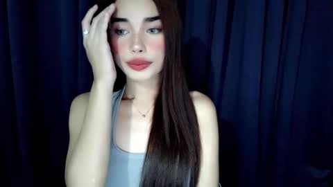 Snapshot of isabelle_willis chatting on May 8, 2026, 7:03 am Isabelle online show from May 8, 2026, 7:03 am