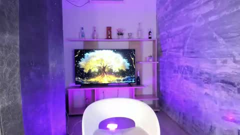 Snapshot of isabellefoxx chatting on February 20, 2025, 4:46 pm Isa online show from February 20, 2025, 4:46 pm