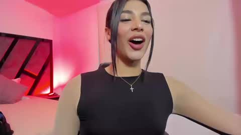 Snapshot of isabellefoxx chatting on September 8, 2025, 10:53 pm Isa online show from September 8, 2025, 10:53 pm