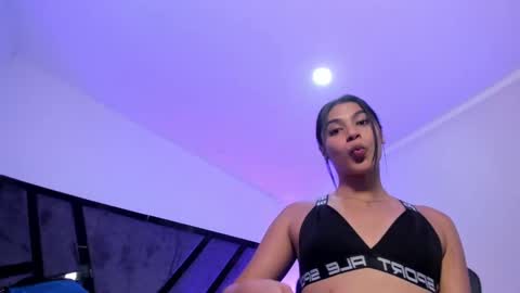 Snapshot of isabellefoxx chatting on September 12, 2025, 10:54 pm Isa online show from September 12, 2025, 10:54 pm