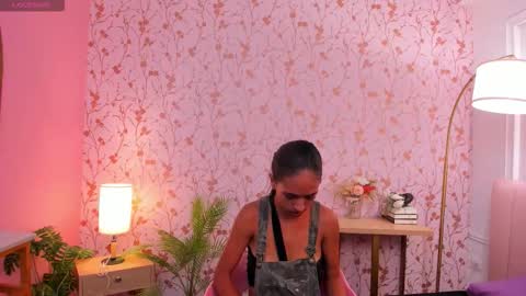 Isa collin online show from September 22, 2025, 3:08 am