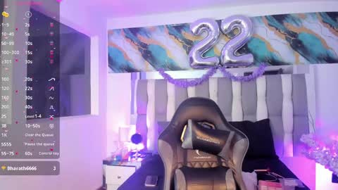 Snapshot of isadiazz chatting on June 4, 2026, 6:08 am Isa online show from June 4, 2026, 6:08 am