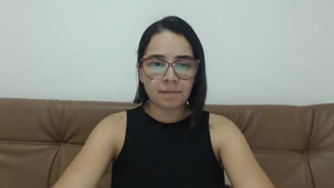 Snapshot of isemma chatting on September 21, 2025, 1:18 am Emma online show from September 21, 2025, 1:18 am