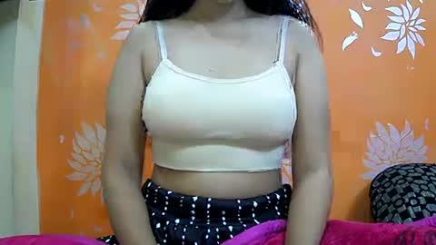 Snapshot of ishika_singh_ chatting on December 3, 2024, 2:03 am ishika_singh_ online show from December 3, 2024, 2:03 am