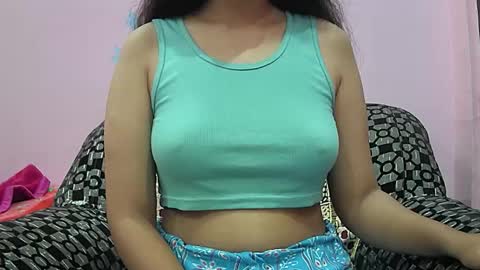 Snapshot of ishika_singh_ chatting on October 29, 2025, 1:52 am ishika_singh_ online show from October 29, 2025, 1:52 am