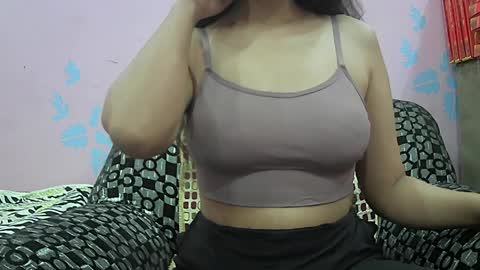 Snapshot of ishika_singh_ chatting on April 1, 2026, 1:28 am ishika_singh_ online show from April 1, 2026, 1:28 am