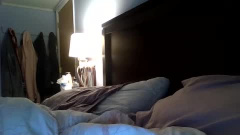 youngking online show from March 17, 2026, 3:37 pm