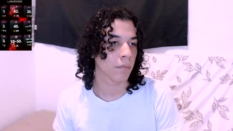 Snapshot of isidroglasc chatting on May 13, 2026, 4:21 am Isidro online show from May 13, 2026, 4:21 am