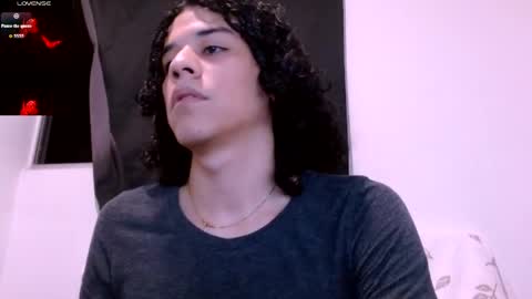 Snapshot of isidroglasc chatting on May 20, 2026, 1:12 am Isidro online show from May 20, 2026, 1:12 am
