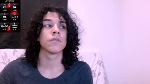 Snapshot of isidroglasc chatting on June 22, 2026, 12:02 am Isidro online show from June 22, 2026, 12:02 am